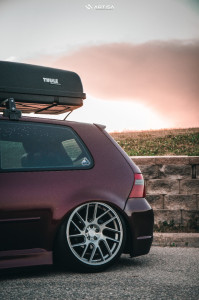 2004 Volkswagen R32 Base Wheel Offset Tucked Air Suspension | 1746087 ...