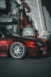 2004 Volkswagen R32 Base Wheel Offset Tucked Air Suspension | 1746087 ...
