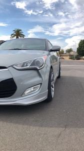 ヴィオーデ 2013 Hyundai Veloster with 18x8.5 40 Radi8 R8t12 and 215