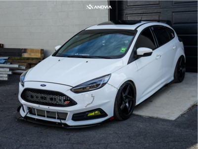 2017 Ford Focus ST Wheel Offset Tucked Coilovers | 2555728 | Anovia