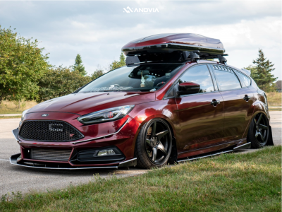 2016 Ford Focus - 18x9.5 38mm - Anovia Kinetic - Air Suspension - 225/40R18