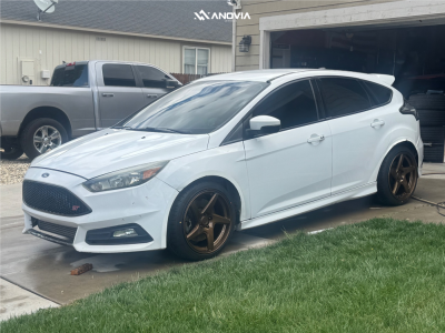 2016 Ford Focus - 18x8.5 40mm - Anovia Kinetic - Lowering Springs - 225/40R18