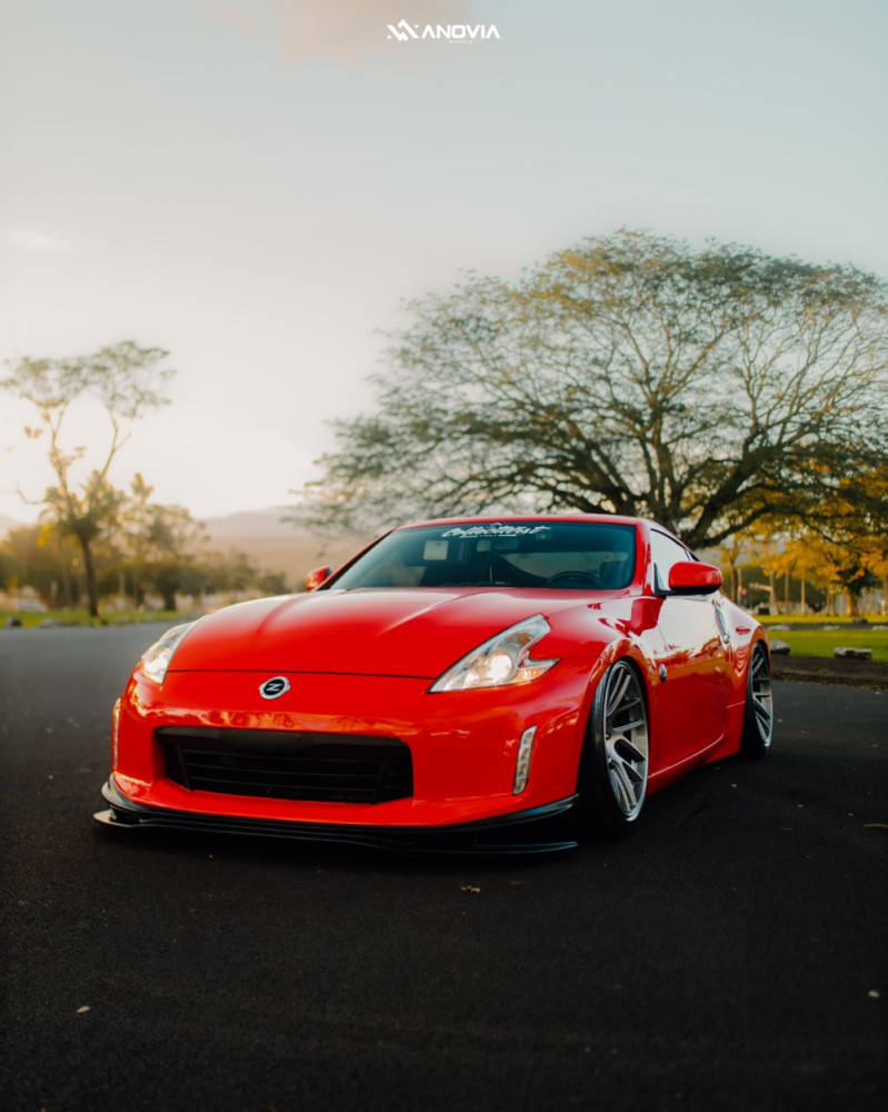 2016 Nissan 370Z Sport Wheel Offset Nearly Flush Air